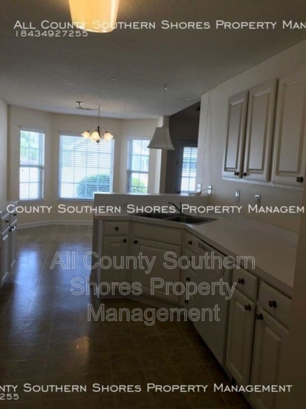 Building Photo - 5103 Capulet Cir