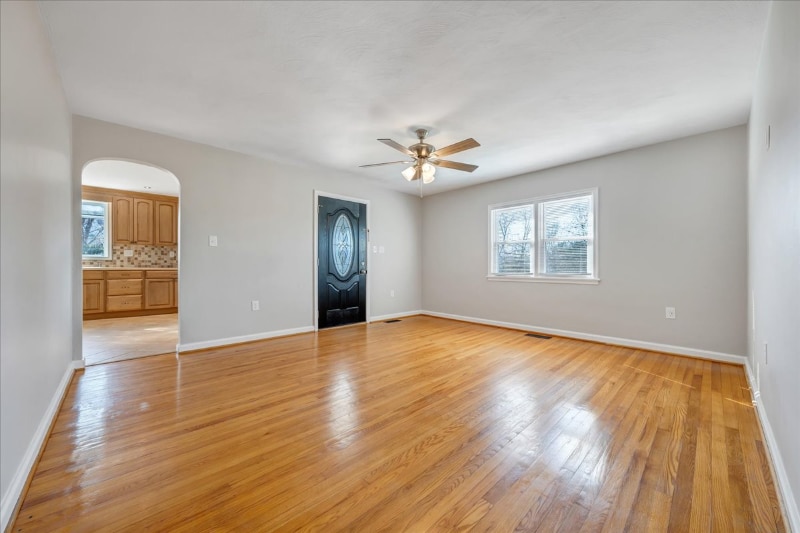 Building Photo - 3024 E Ruritan Rd