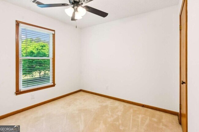 Building Photo - 355 Cross Creek Pl