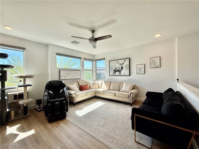 Building Photo - 3334 Casalette Ln