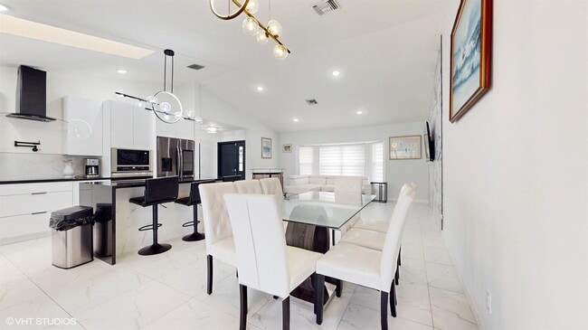 Building Photo - 13947 Geranium Pl