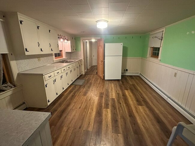 Building Photo - 25 Old Wolfeboro Rd