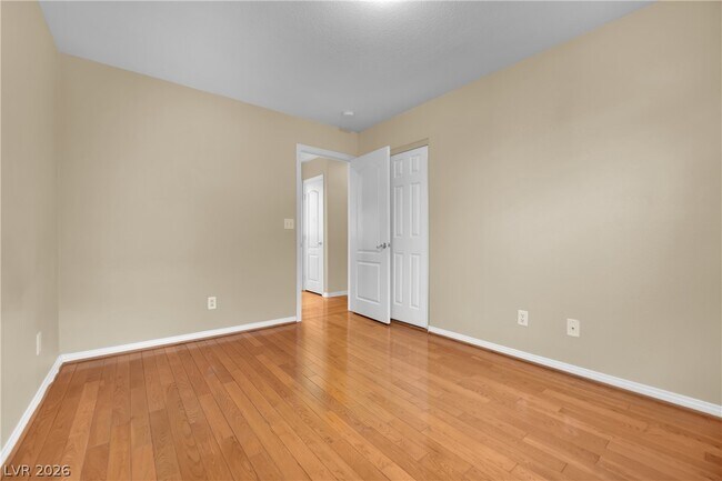 Building Photo - 9965 Lorian St