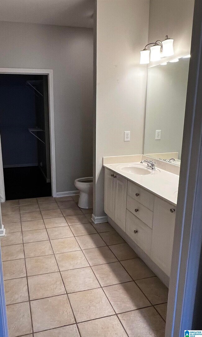 Building Photo - 2304 Crowns Ln