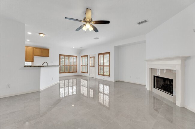 Building Photo - 24523 Rathford Ct