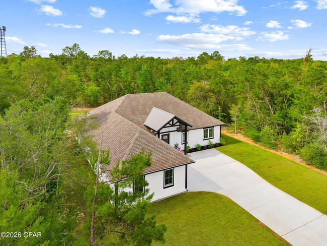 Building Photo - 114 Lake Merial Trail