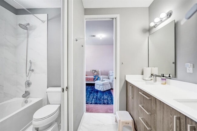 Building Photo - 3534 Forest View Cir