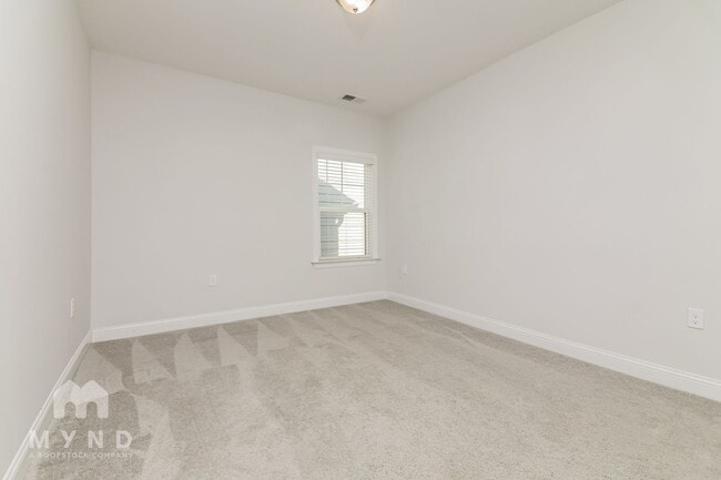 Building Photo - 395 Jorpaul Dr