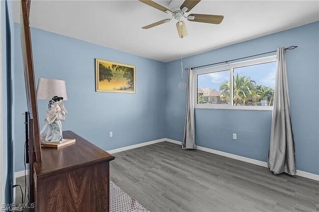 Building Photo - 409 SW 44th St