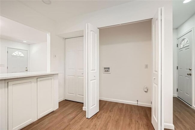 Building Photo - 4201 Regal Ridge Rd