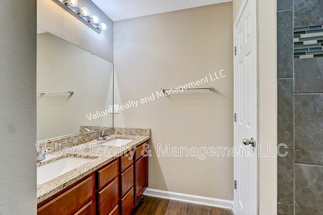 Building Photo - 8151 Lanette St