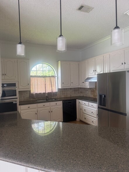 Building Photo - 1401 Covington Dr