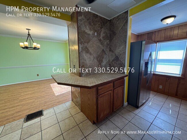 Building Photo - 3034 13th St NW