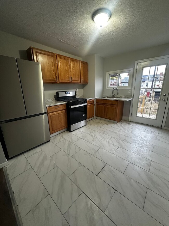 Building Photo - 2 BD/ 1 BA Apartment for Rent Homestead