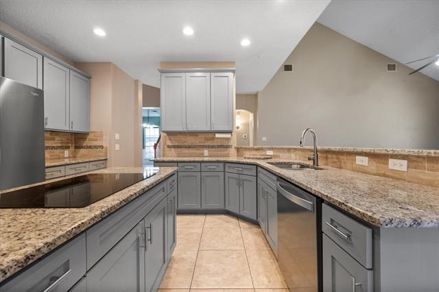 Building Photo - 2213 Laura Elizabeth Trail