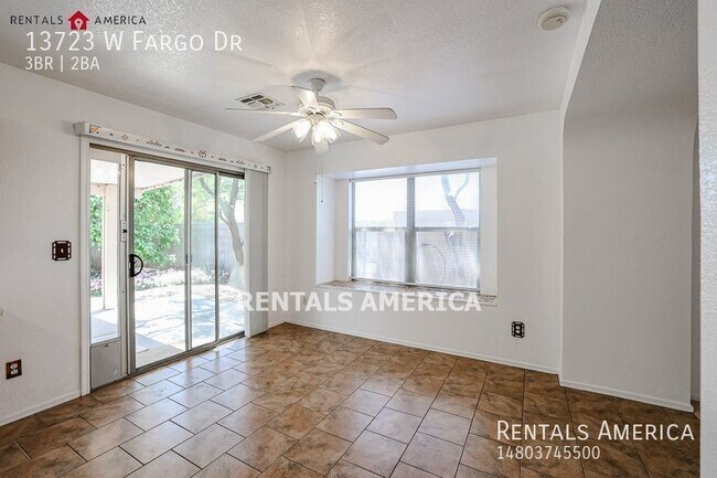 Building Photo - Charming 3BR/2BA Home in Surprise