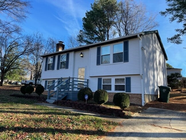 Building Photo - 101 Indigo Dr