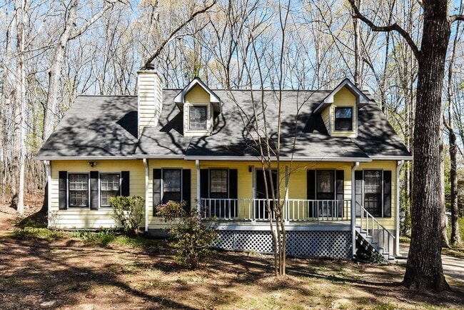 Building Photo - 6390 Queens Rd