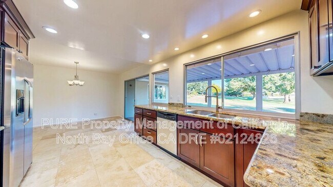 Building Photo - 351 Belhaven Cir
