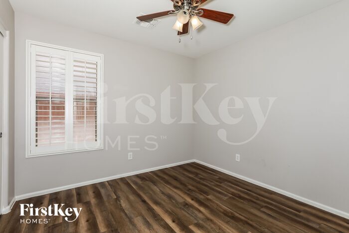 Building Photo - 29318 N Gold Ln