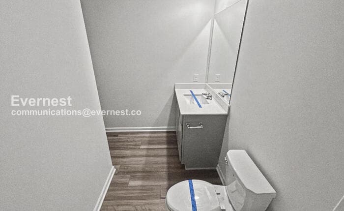 Building Photo - 679 Birdie Dr