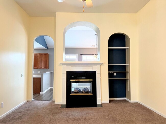Building Photo - Beautiful Mirror Lake Home for Rent!