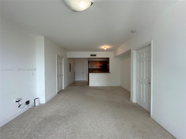 Building Photo - 1755 E Hallandale Beach Blvd