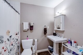 Building Photo - 5131 Dorman Dr