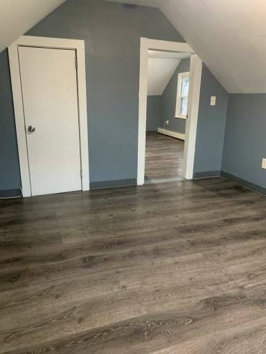 Building Photo - 421 Logan St