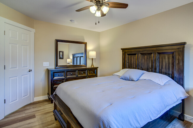 Building Photo - 8325 Hames Dr
