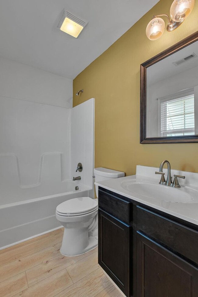 Building Photo - Surf City Home for Rent!