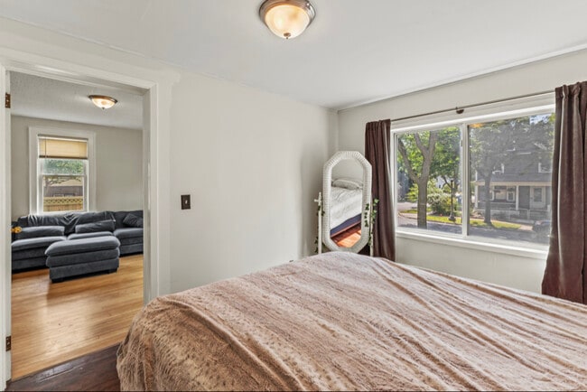 Building Photo - 95 Front Ave