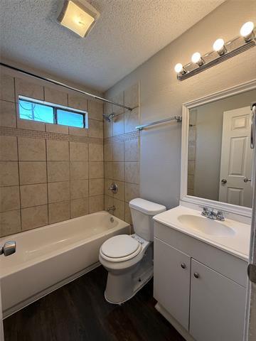 Building Photo - 10206 Shayna Dr