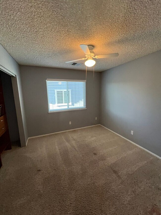 Building Photo - SPARKS VISTAS - BEASLEY / SKY RANCH / REED