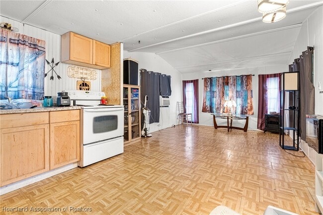 Building Photo - 12 Grape Ln