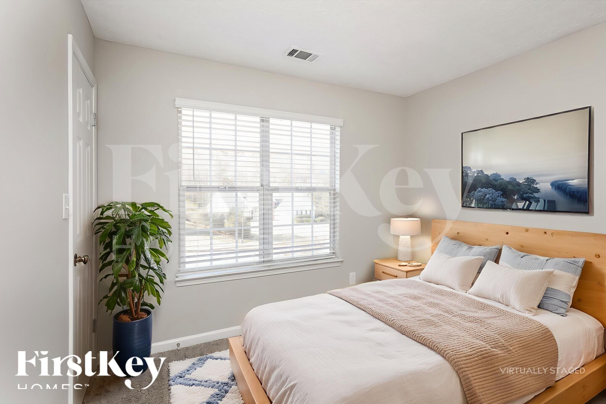 Building Photo - 4673 Devencrest Ln