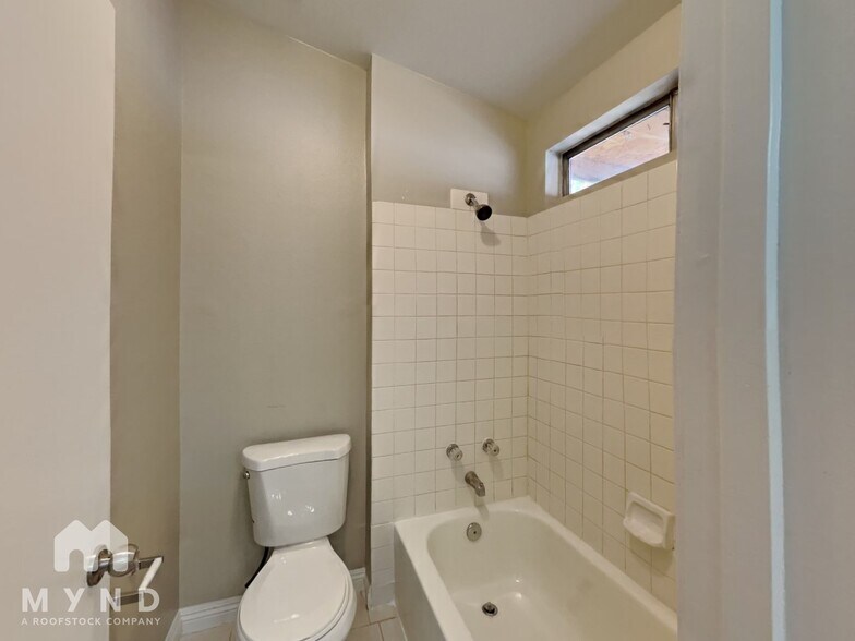 Building Photo - 5681 Odessa Dr