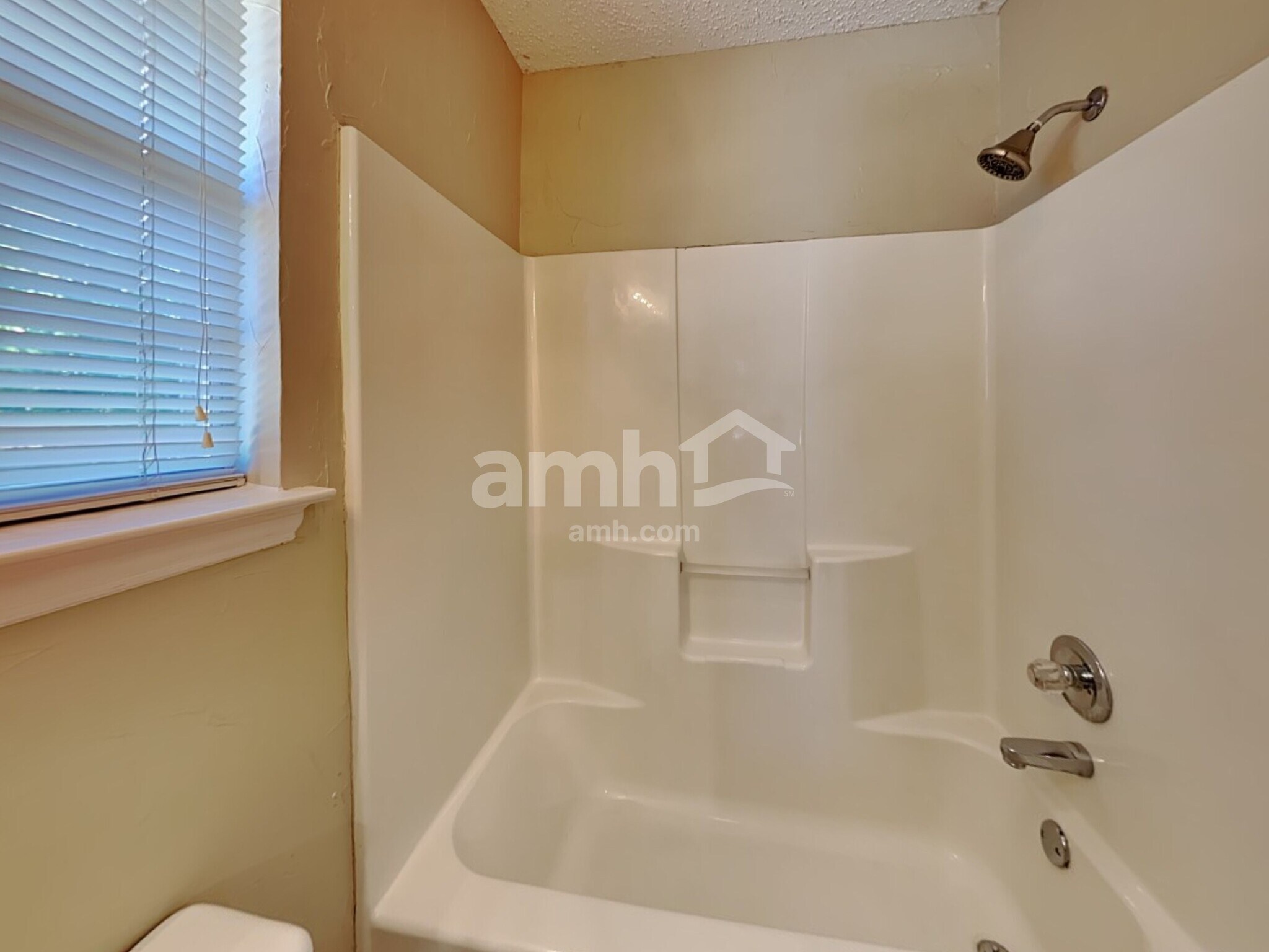 Building Photo - 3167 Lido Way