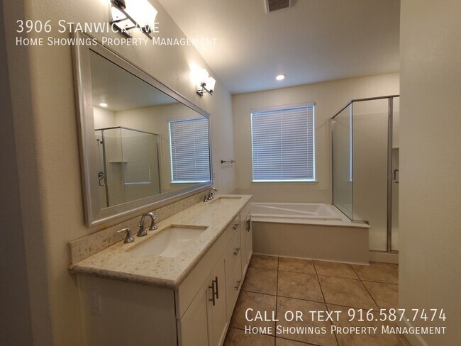 Building Photo - 3906 Stanwick Ave