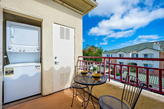 Building Photo - 12368 Carmel Country Rd