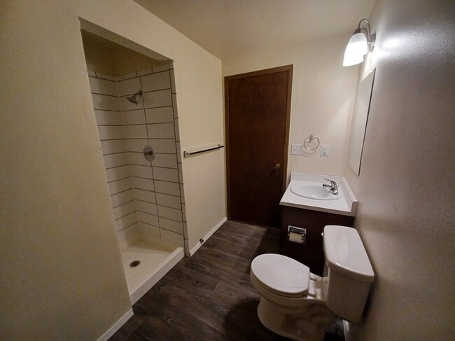 Building Photo - 10926 E Augusta Ct