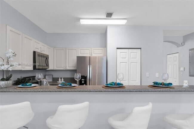 Building Photo - 14059 SW 49th St