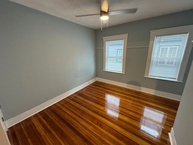 Building Photo - 35-37 Cameron