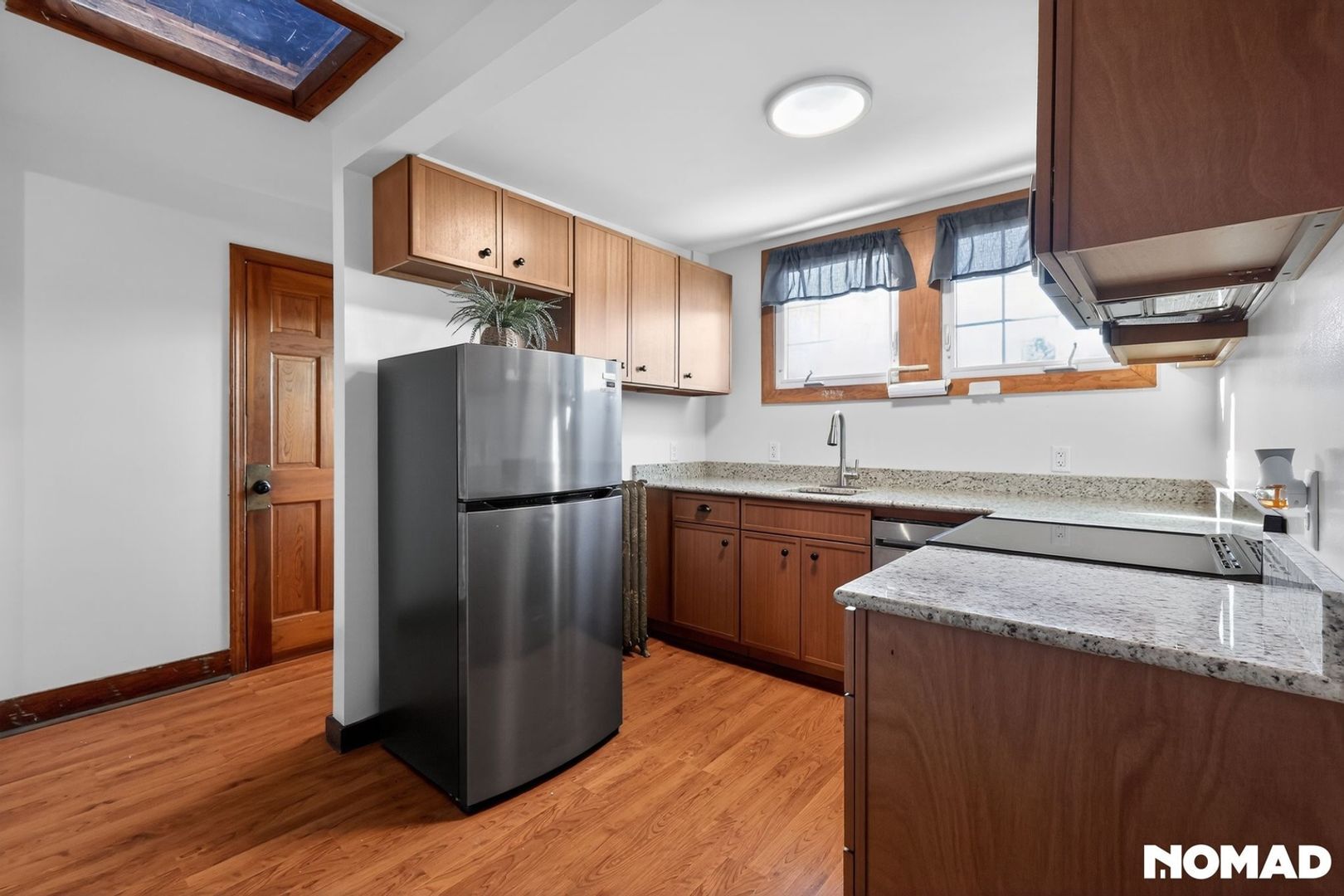 Building Photo - 21 Hall Ave