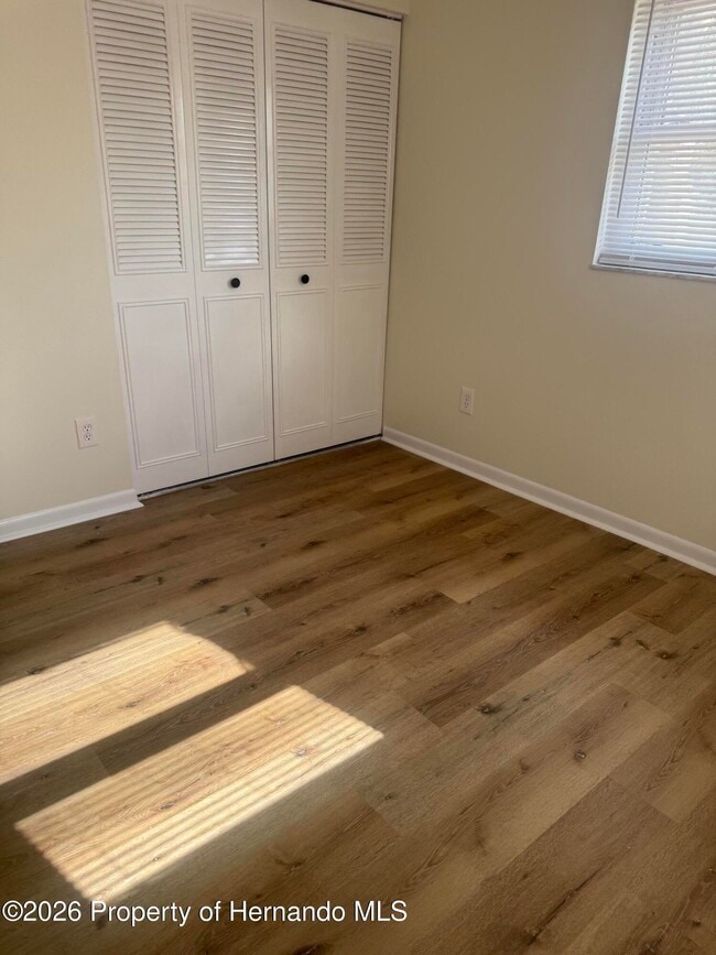 Building Photo - 12616 Eddington Rd