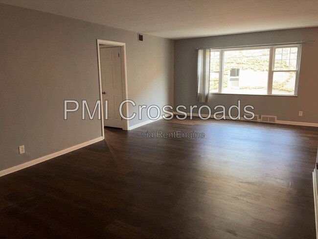 Building Photo - 16025 Van Aken Blvd