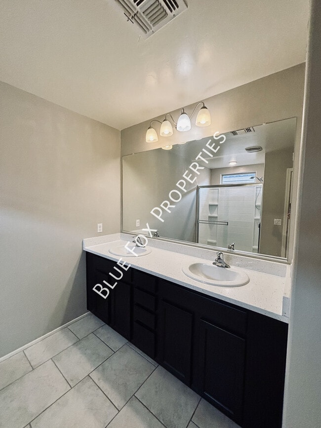 Building Photo - 6524 S Calle Diablo Dr