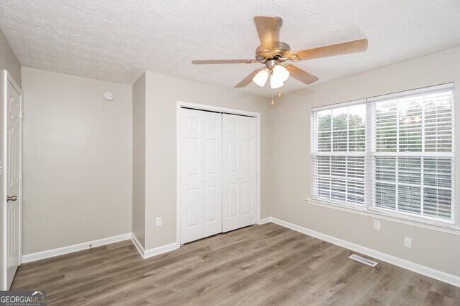 Building Photo - 171 Spring Ridge Dr