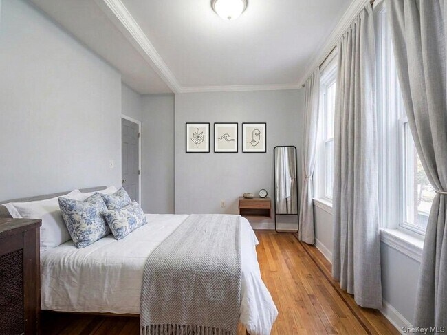 Building Photo - 4451 Matilda Ave