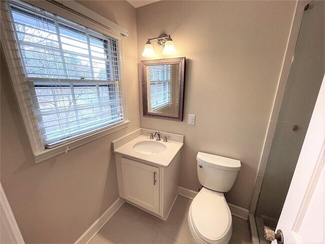 Building Photo - 1150 Falstaff Dr